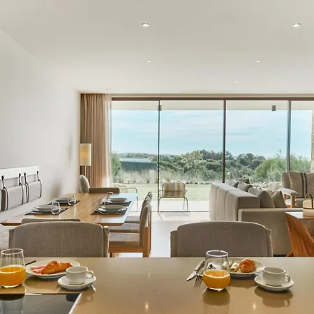 Ośrodek wypoczynkowy West Cliffs Ocean And Golf 5*